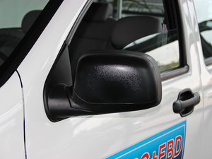 2013Wް 2.4L 򌾫Ӣʹp ^