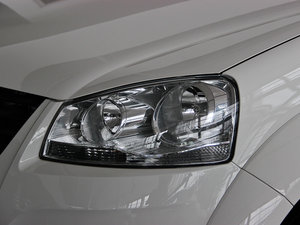 2013Wް 2.4L 򌾫Ӣʹp ^