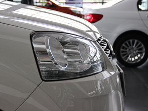 2013Wް 2.4L 򌾫Ӣʹp ^