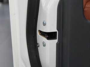 2013Wް 2.0T (q)Ӣʹp g