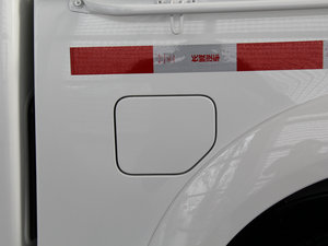 2013Wް 2.0T 򌾫Ӣʹp ^