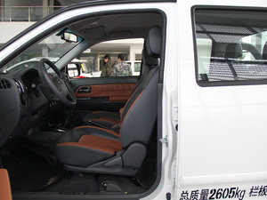 2013Wް 2.0T 򌾫Ӣʹp ǰſg