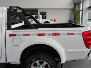 2013Wް 2.0T 򌾫Ӣʹp ^