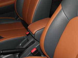 2013Wް 2.0T 򌾫Ӣʹp 