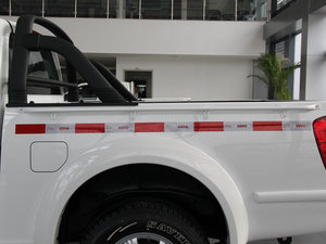 2013Wް 2.0T 򌾫Ӣʹp ^