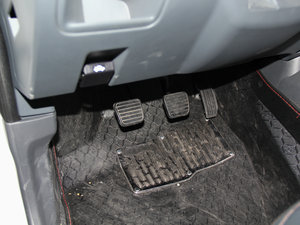 2013Wް 2.0T 򌾫Ӣʹp g