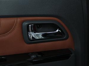 2013Wް 2.0T 򌾫Ӣʹp g