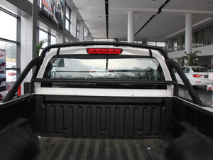 2013Wް 2.0T 򌾫Ӣʹp ^