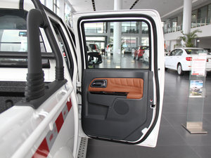 2013Wް 2.0T 򌾫Ӣʹp g