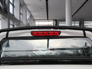 2013Wް 2.0T (q)Ӣʹp (x)(ji)^