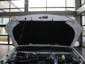 2013Wް 2.0T (q)Ӣʹp 