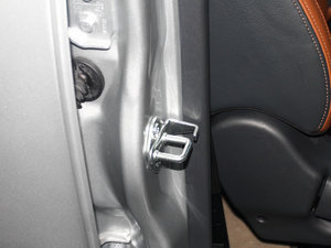 2013Wް 2.8T 򌾫Ӣʹp g