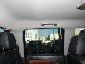 2013Wް 2.8T 򌾫Ӣʹp g