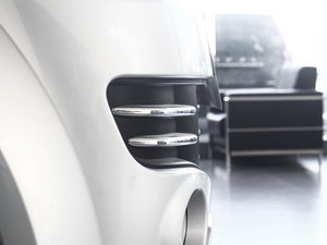 2013Wް 2.8T 򌾫Ӣʹp ^