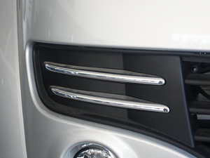 2013Wް 2.8T 򌾫Ӣʹp ^