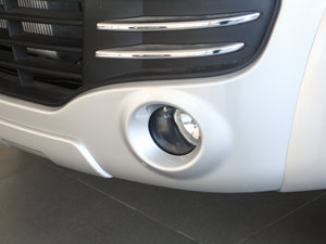 2013Wް 2.8T 򌾫Ӣʹp ^