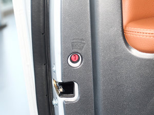 2013Wް 2.8T 򌾫Ӣʹp g