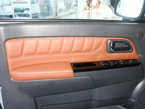 2013Wް 2.8T 򌾫Ӣʹp g