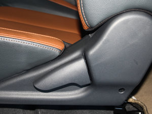 2013Wް 2.8T 򌾫Ӣʹp g