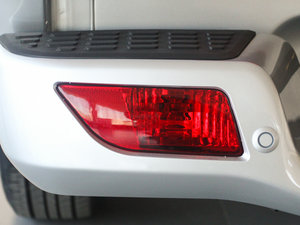 2013Wް 2.8T 򌾫Ӣʹp ^