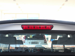 2013Wް 2.8T 򌾫Ӣʹp ^