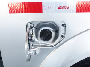 2013Wް 2.8T 򌾫Ӣʹp w