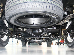 2013Wް 2.8T 򌾫Ӣʹp ^