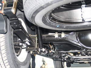 2013Wް 2.8T 򌾫Ӣʹp ^