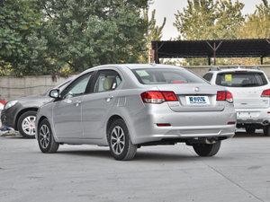 2014款基本型 左后45度