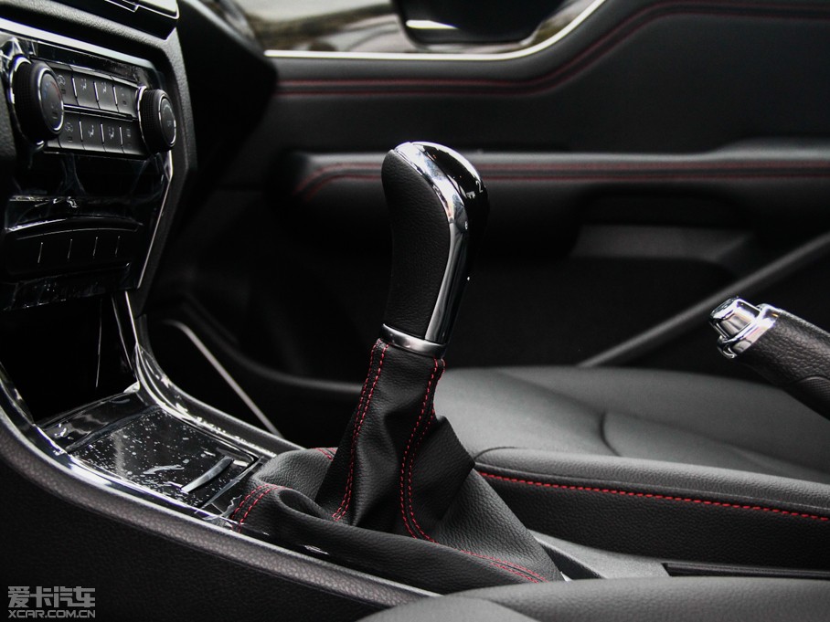 2014LC50  1.5T քӕrа