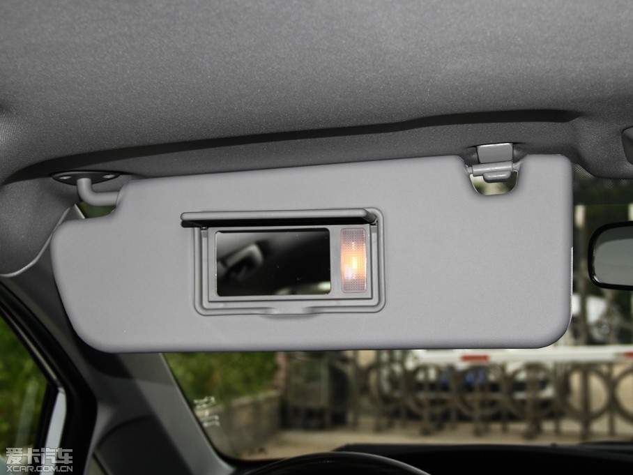 2014LC50  1.5T քӕrа