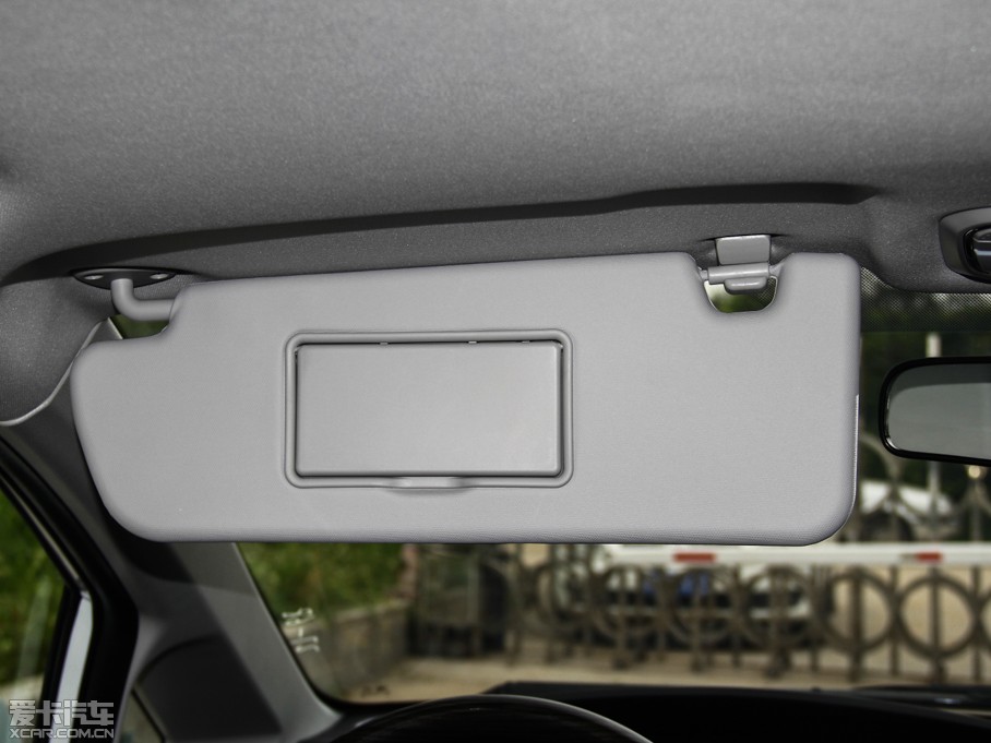 2014LC50  1.5T քӕrа