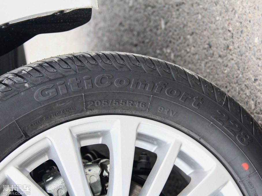 2014LC50  1.5T քӕrа