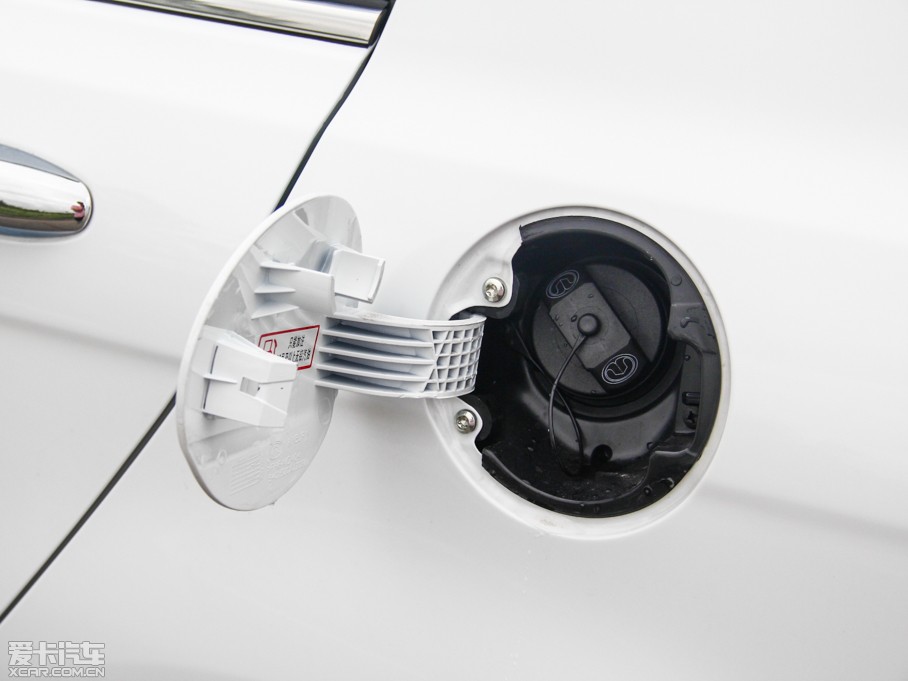 2014LC50  1.5T քӕrа