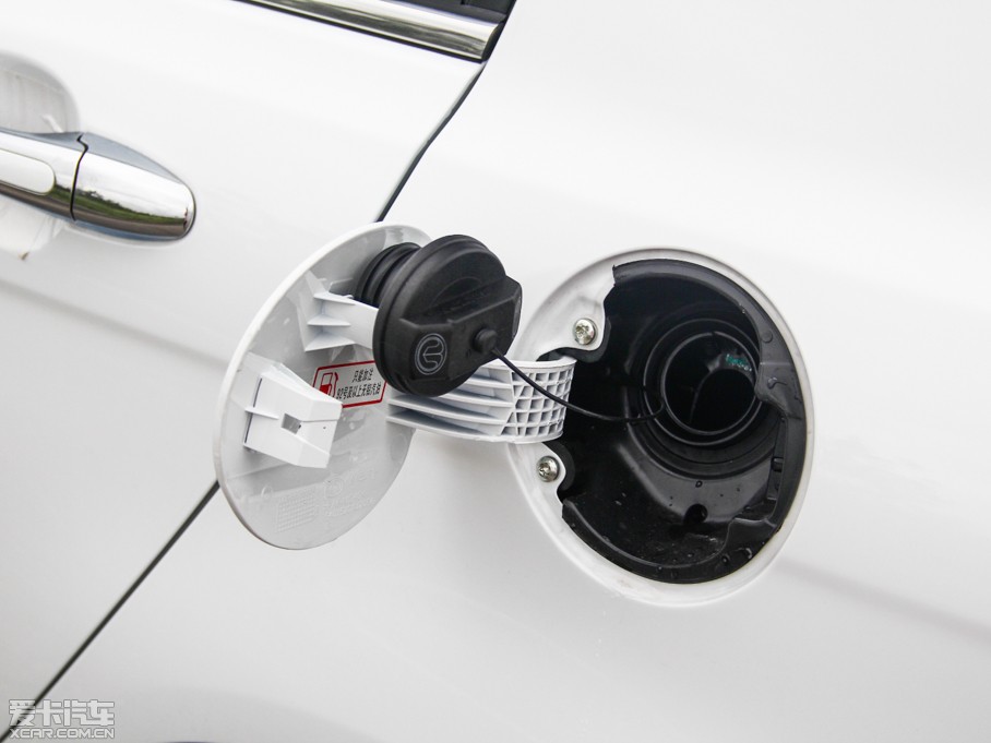 2014LC50  1.5T քӕrа