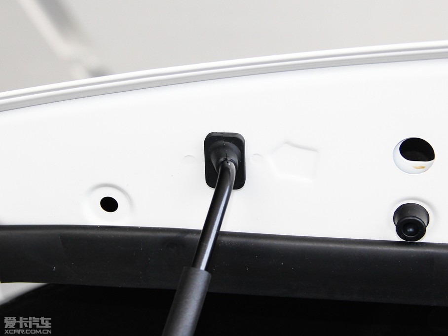 2015L(fng)E5 Wް 2.4L (q)M(jn)ȡʹp