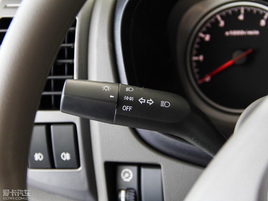 2015L(fng)E5 Wް 2.4L (q)M(jn)ȡʹp