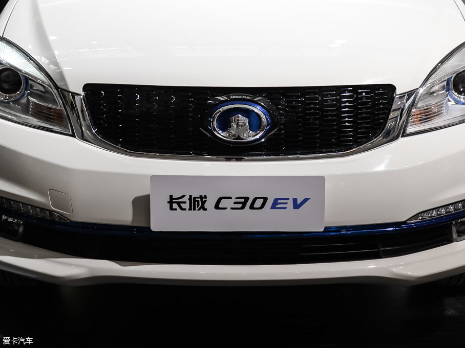 2017���L��C30 EV ���A��