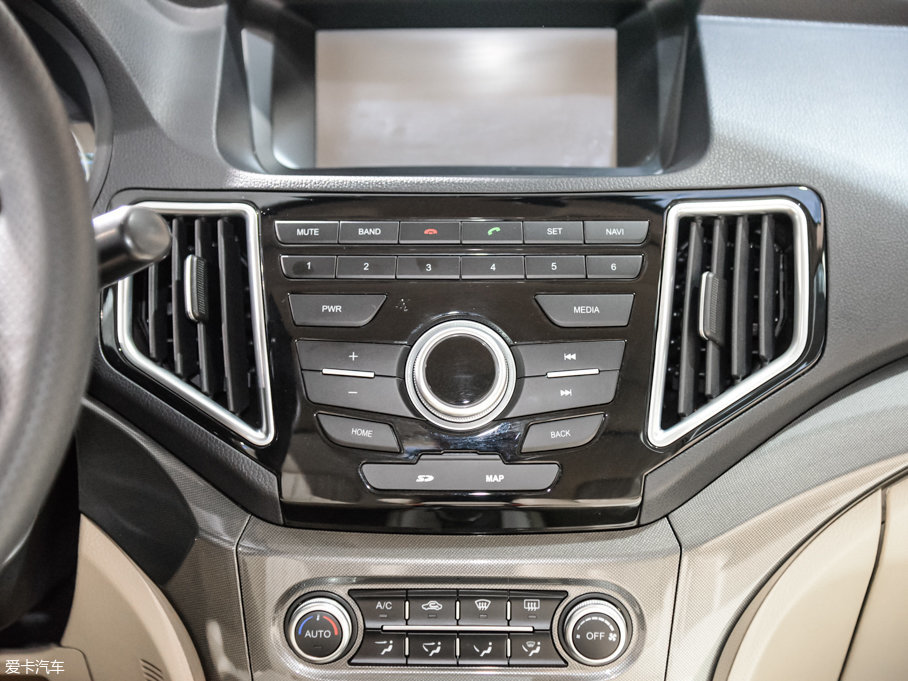 2017���L��C30 EV ���A��