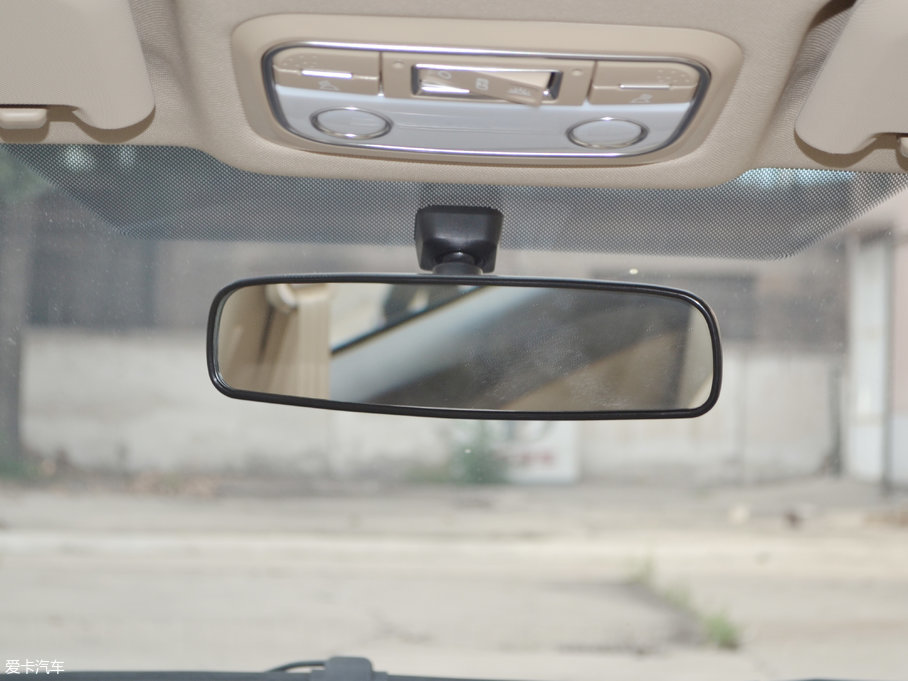 2017���L��C30 EV ������