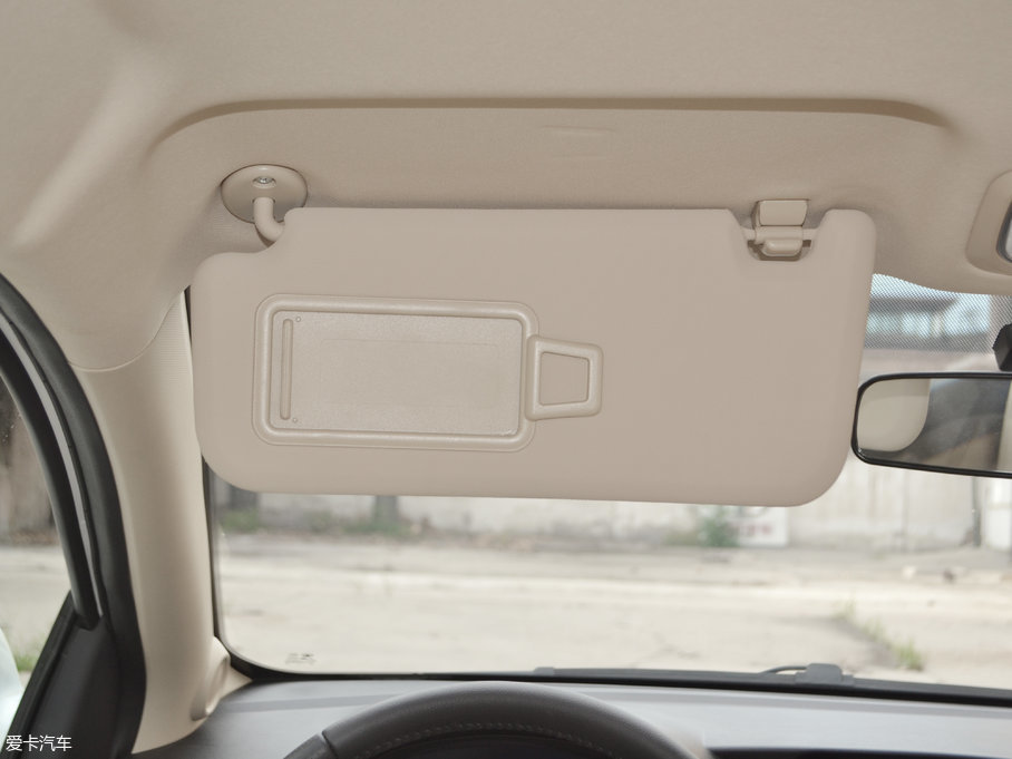 2017���L��C30 EV ������