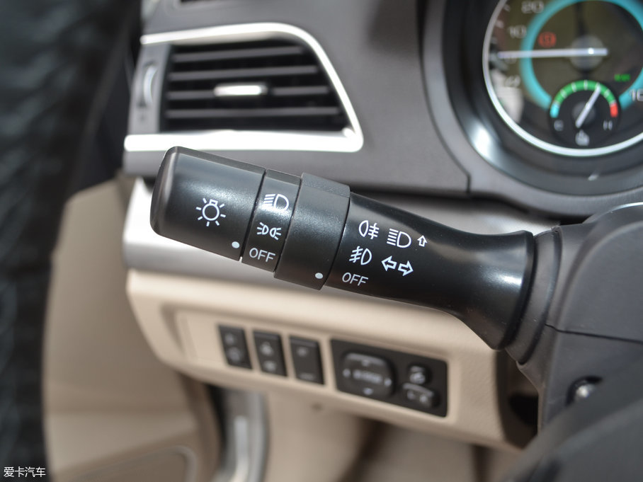 2017���L��C30 EV ������