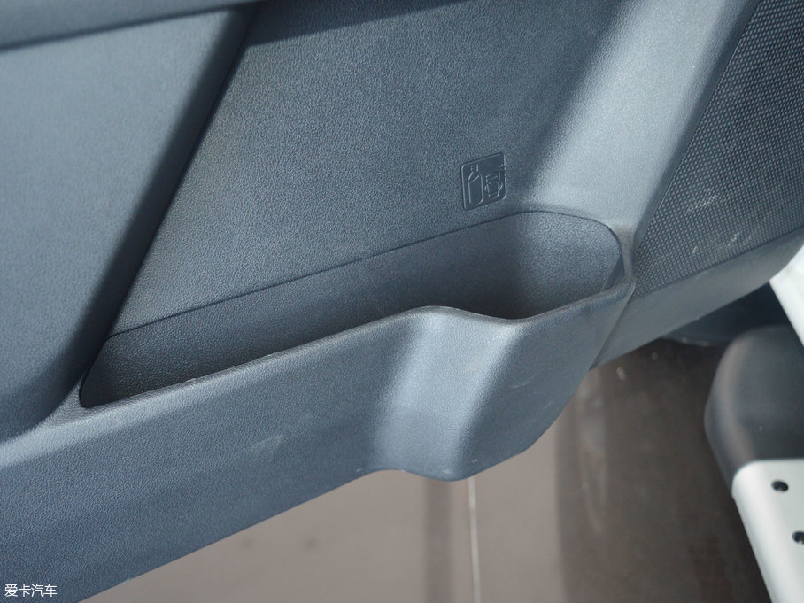 2017LE5 Wް 2.4L ̓򌾫Ӣ Сp