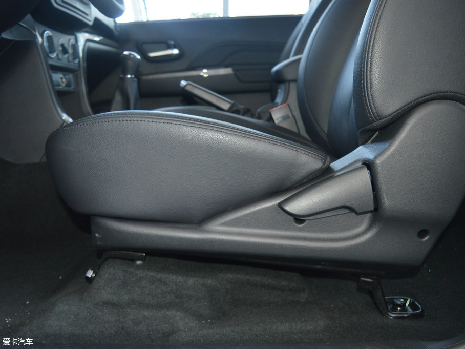 2017LE5 Wް 2.4L ̓򌾫Ӣ Сp