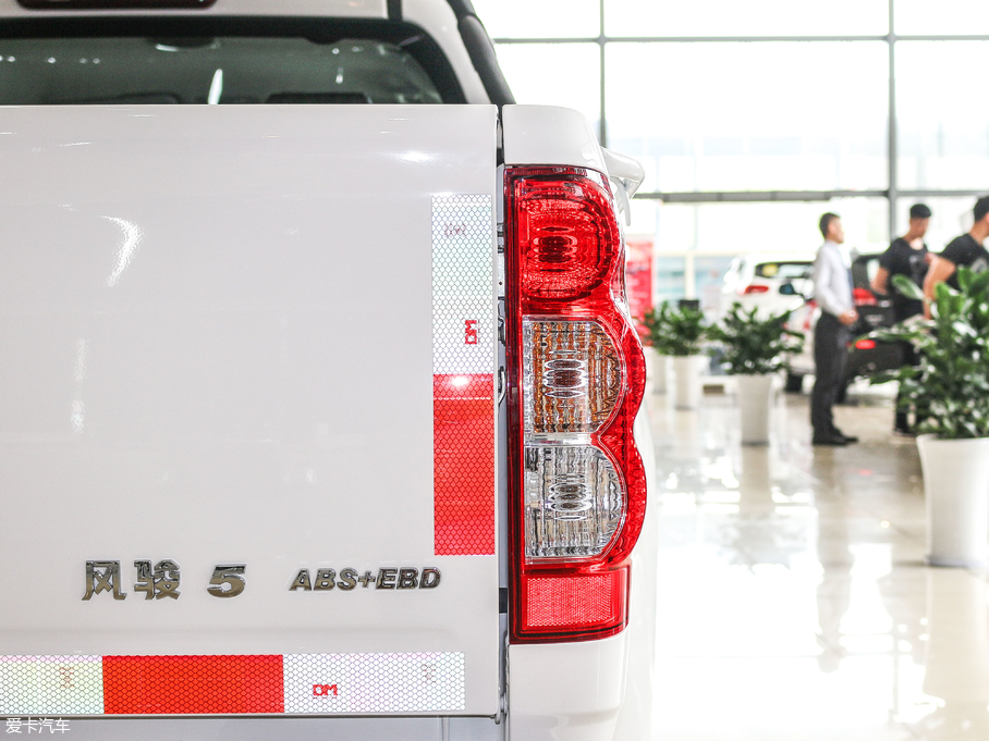 2017LE5 Wް 2.4L ̓򌾫Ӣ p