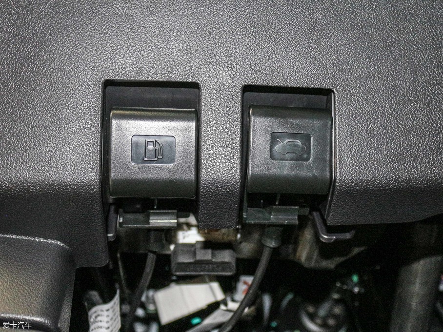 2017LE5 Wް 2.4L ̓򌾫Ӣ p