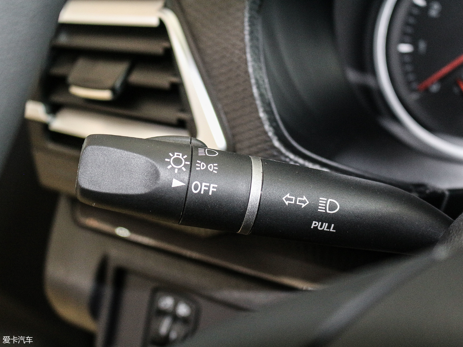 2017LE5 Wް 2.4L ̓򌾫Ӣ p