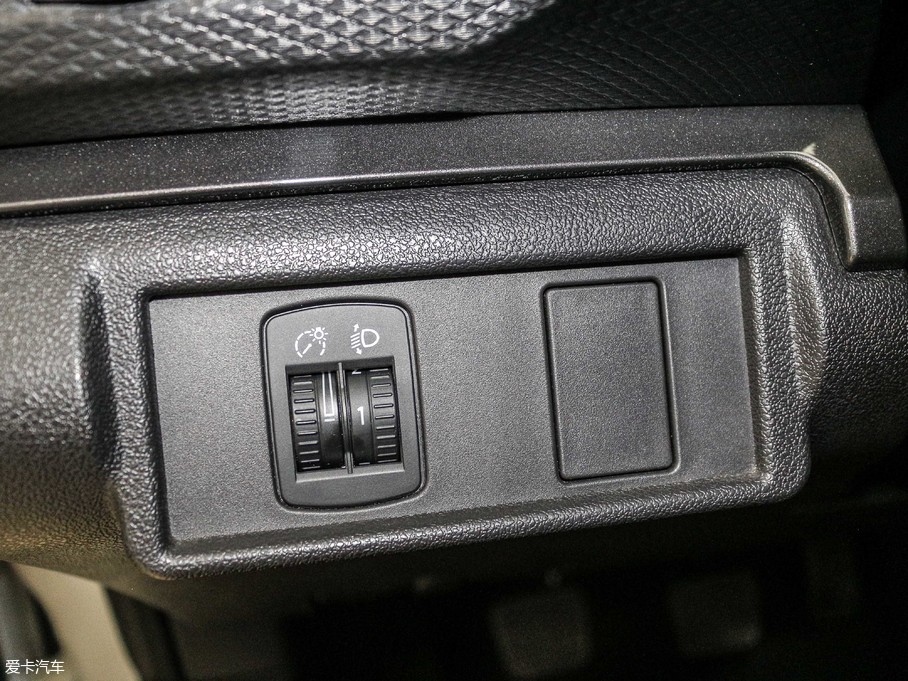 2017LE5 Wް 2.4L ̓򌾫Ӣ p