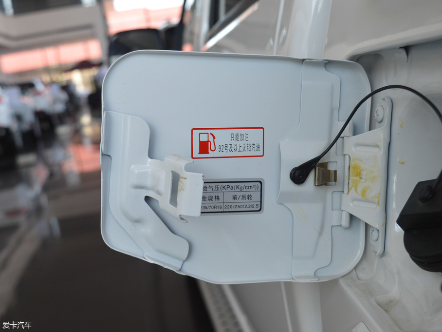 2017LE5 Wް 2.4L ̓򌾫Ӣ Сp