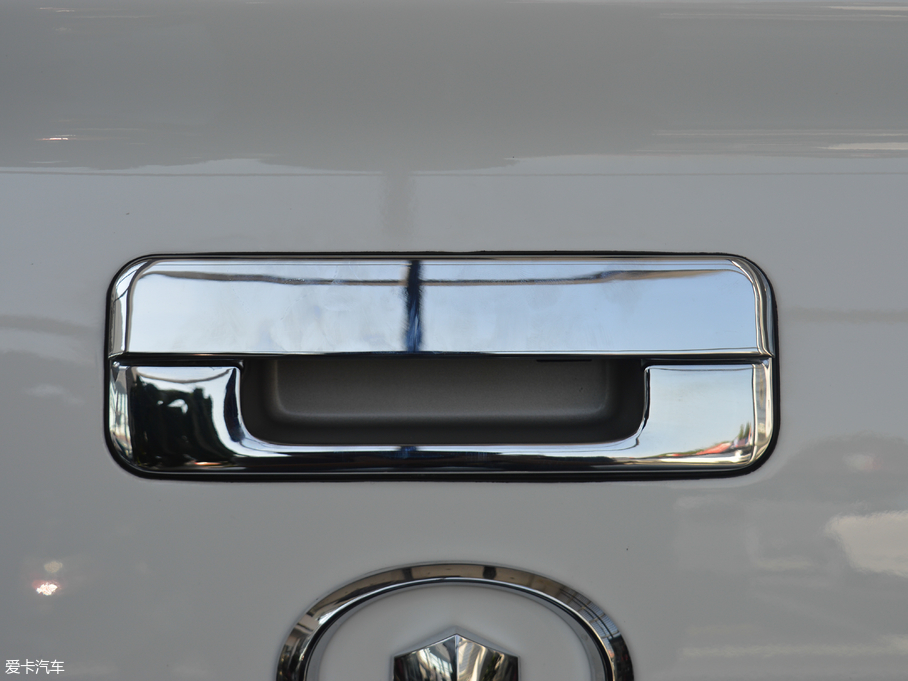 2017LE5 Wް 2.4L ̓򌾫Ӣ Сp